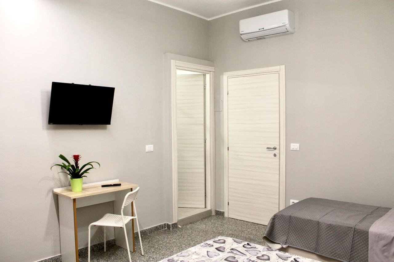Charm Airport Bed and Breakfast Reggio di Calabria Exteriör bild