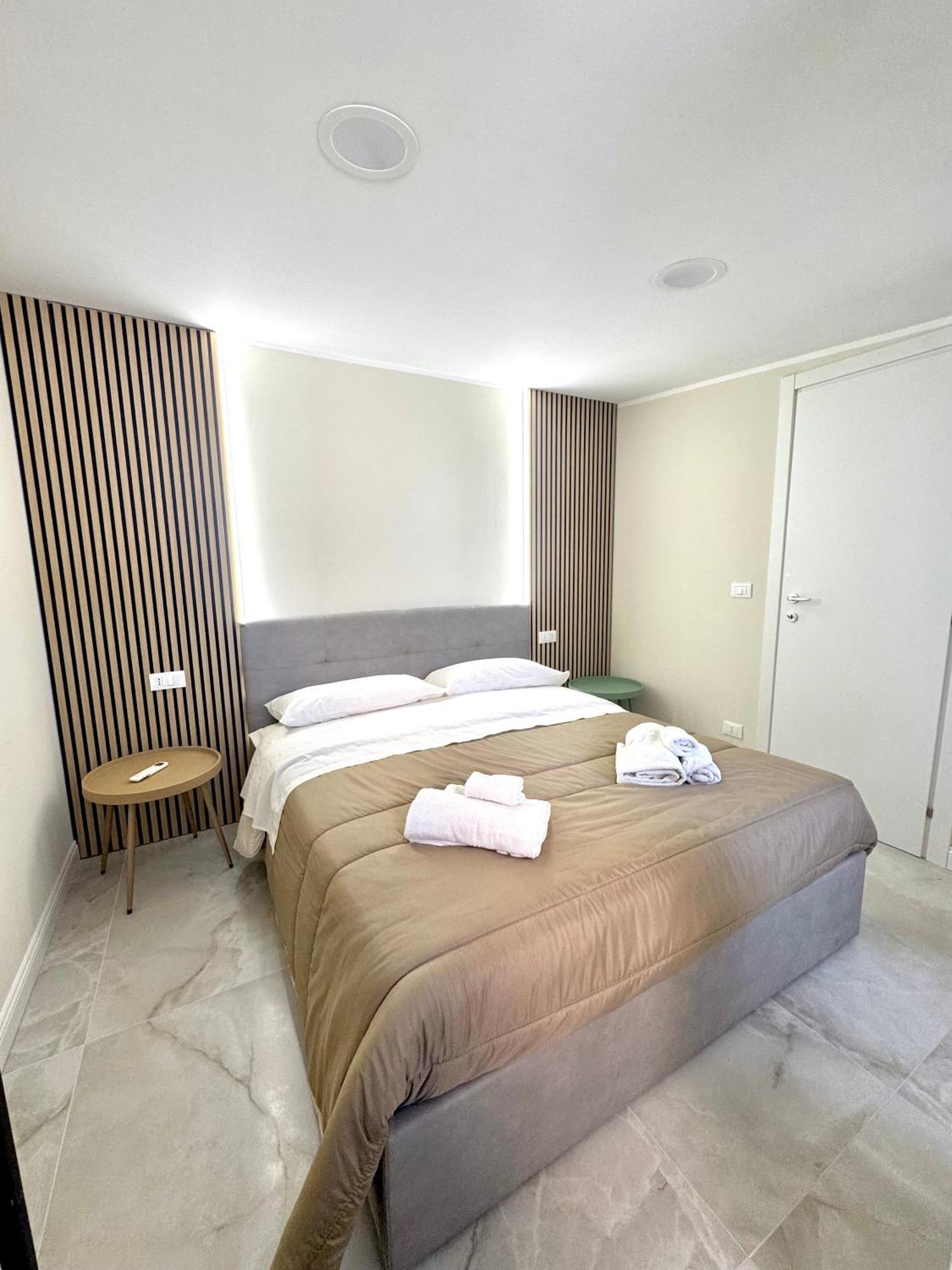 Charm Airport Bed and Breakfast Reggio di Calabria Exteriör bild