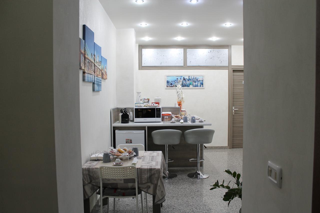 Charm Airport Bed and Breakfast Reggio di Calabria Exteriör bild