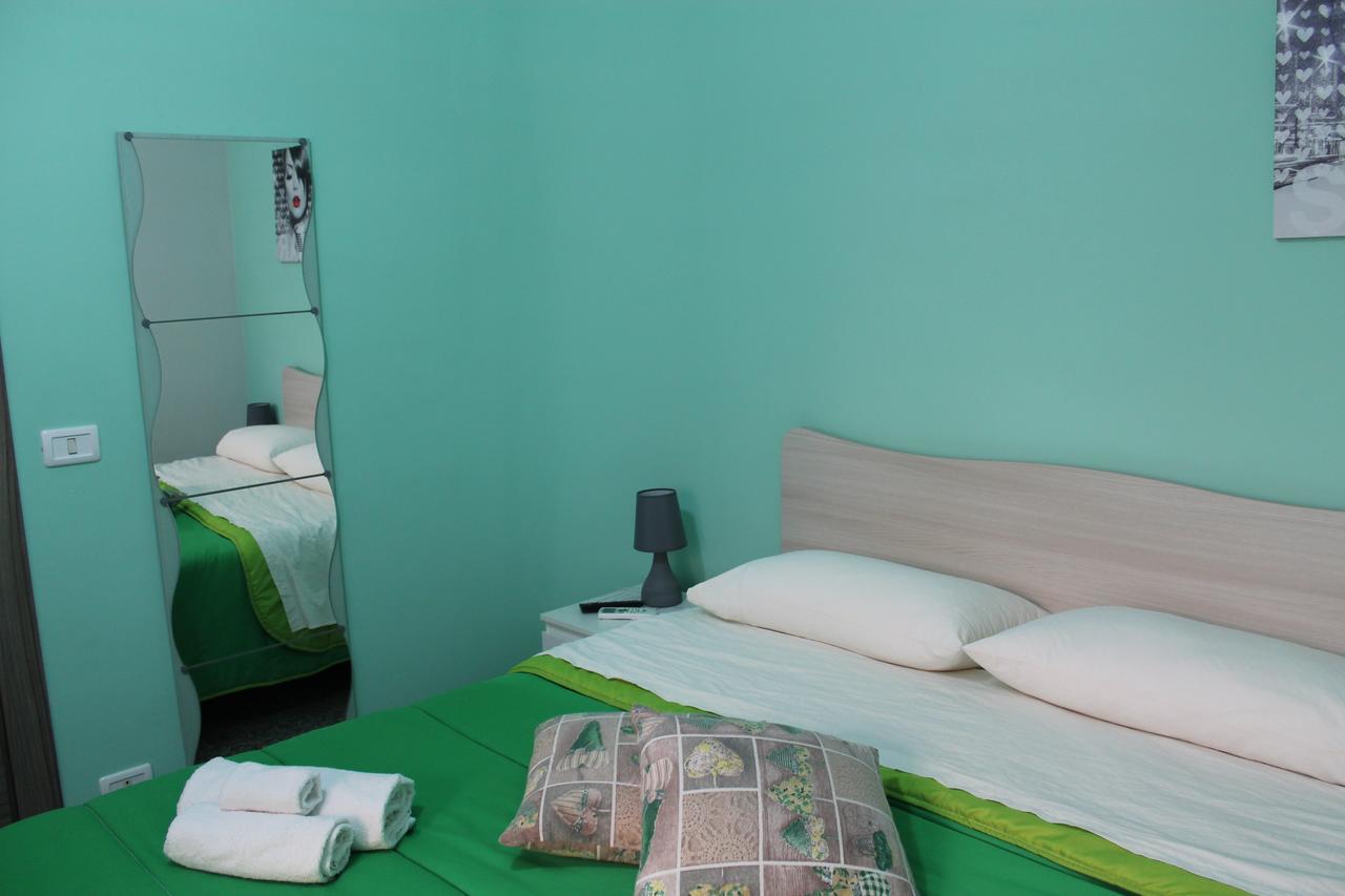 Charm Airport Bed and Breakfast Reggio di Calabria Exteriör bild