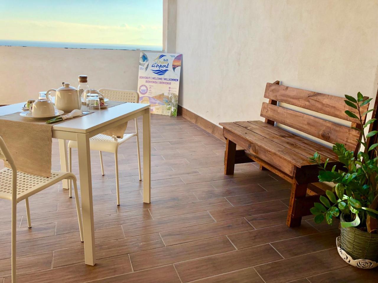Charm Airport Bed and Breakfast Reggio di Calabria Exteriör bild